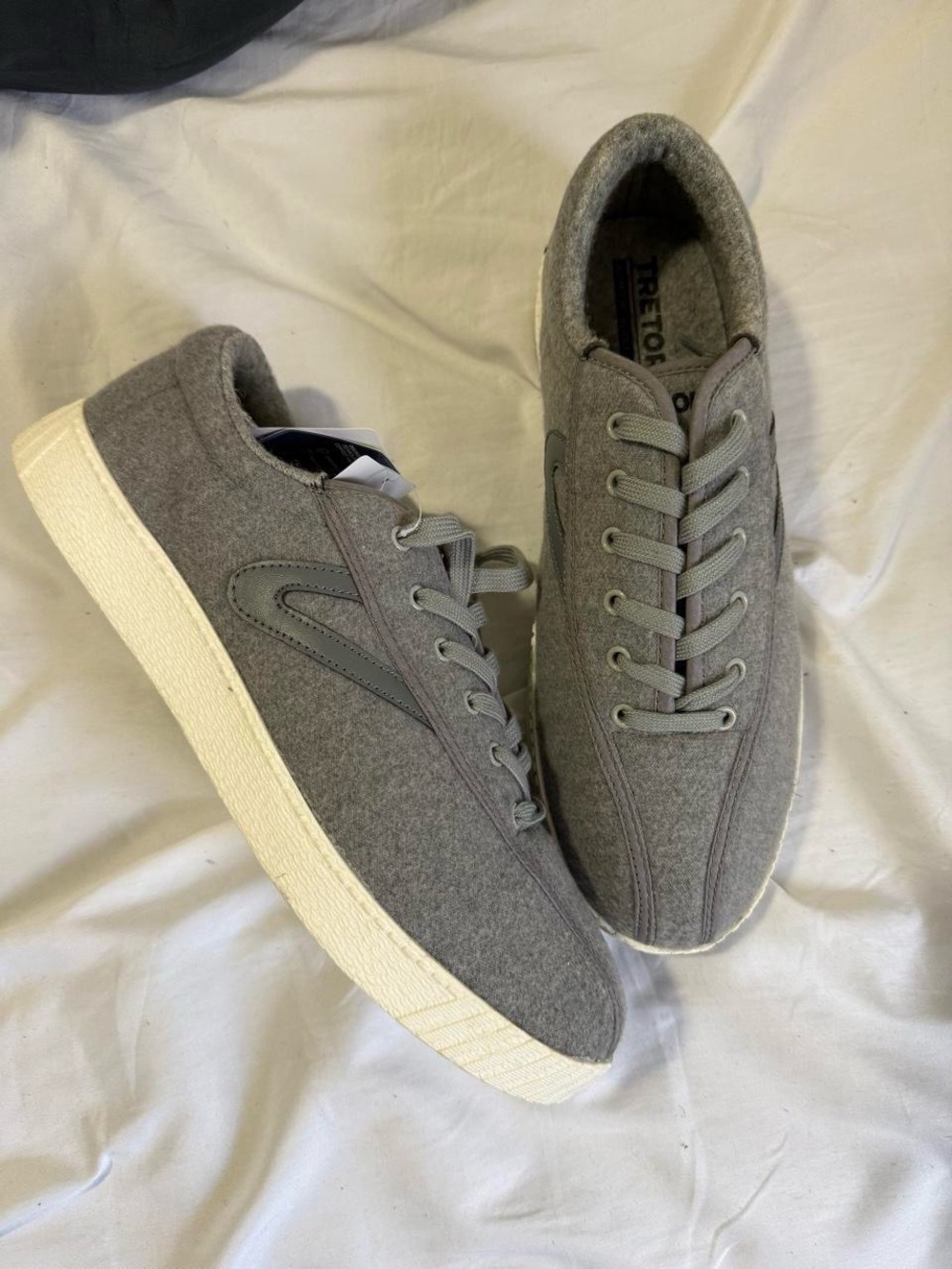 Tretorn Gray Low-Top Athletic Sneakers